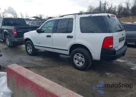 2004 Ford Explorer Xls z USA, uszkodzony, nr VIN 1FMZU72K24UB26115